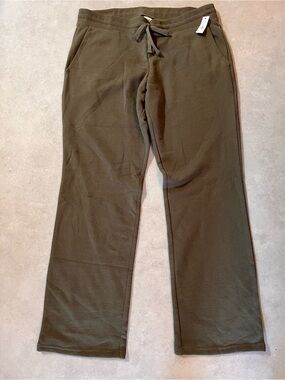 New Amazon Essentials Olive Drawstring Fleece Joggers. Large. Tag on